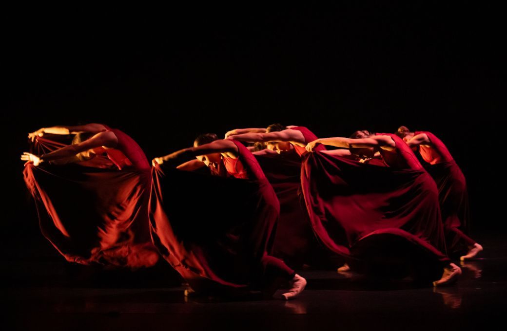 New English Ballet Theatre in Daniela Cardim's <i>Baroque Encounters</i> &copy; ASH