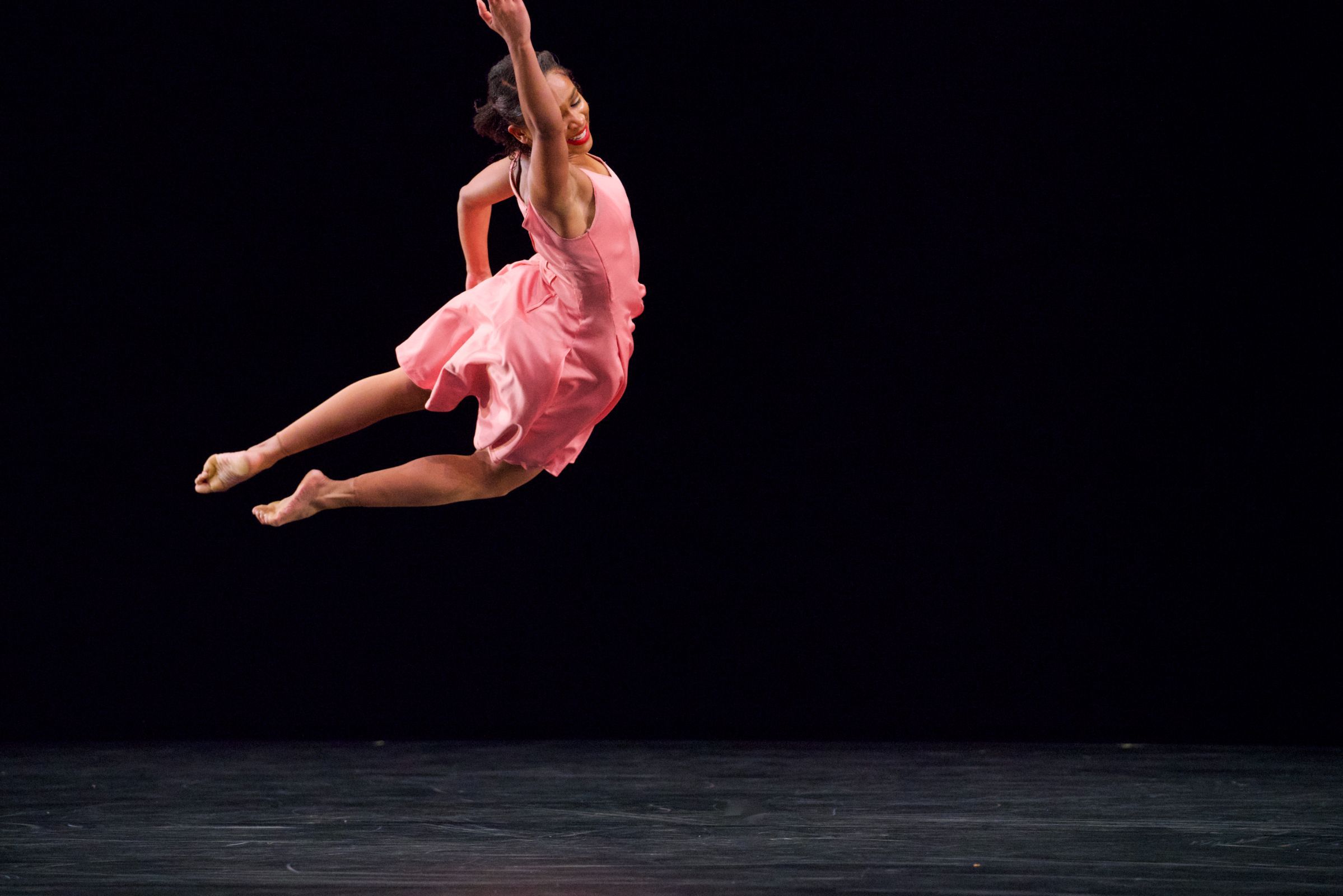 Jada Pearman in Paul Taylor's <i>Esplanade</i> © Steven Pisano