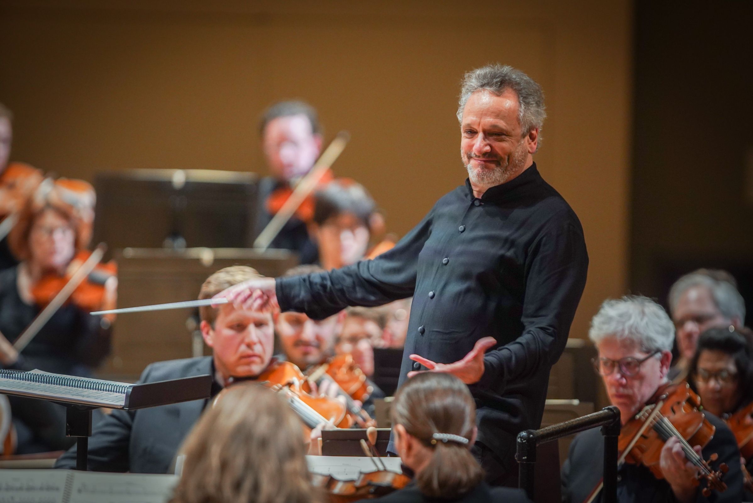 Louis Langrée dirige le Cincinnati Symphony Orchestra &copy; Mark Lyons