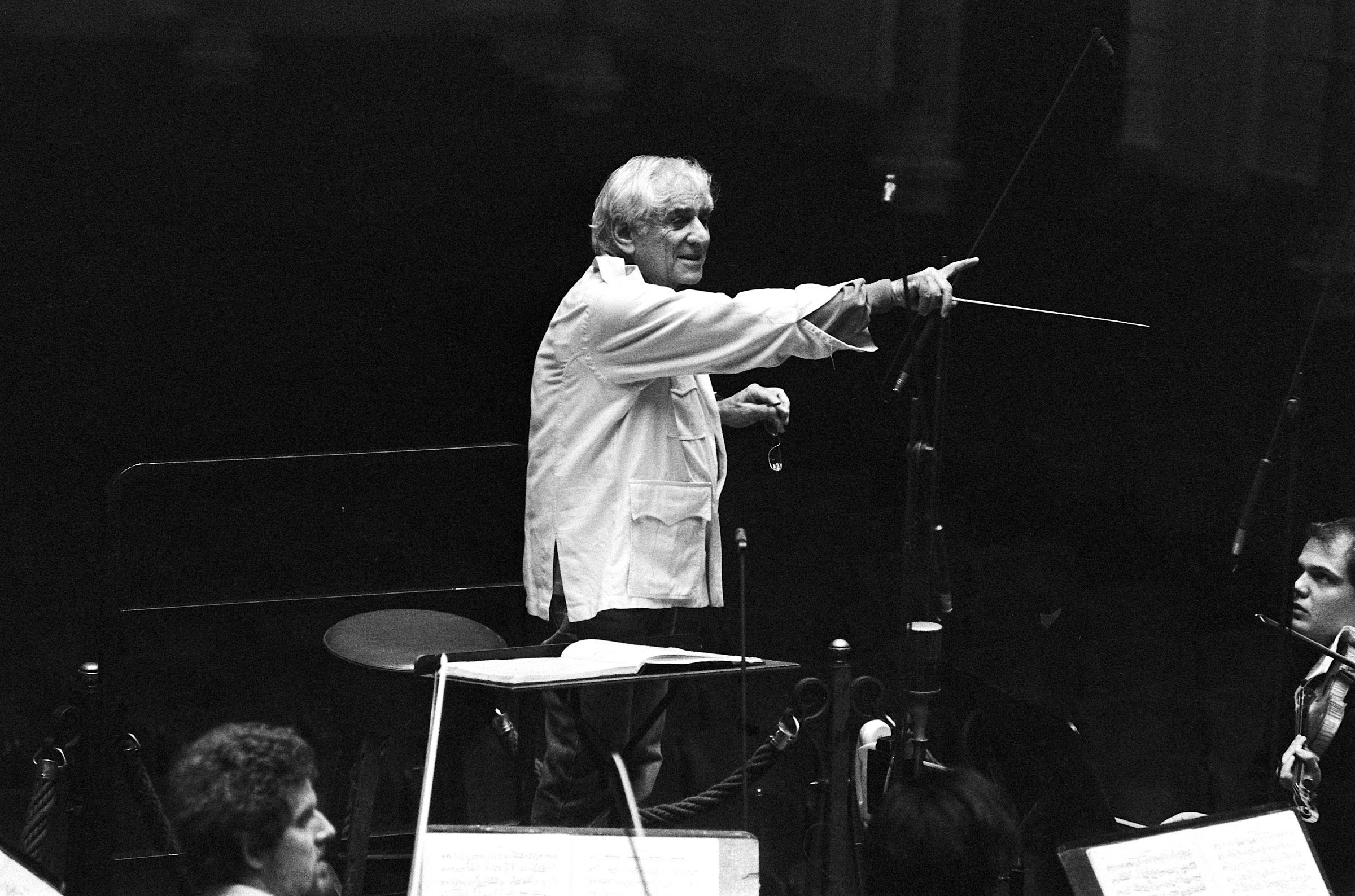 Leonard Bernstein, 1985 &copy; Sjakkelien Vollebregt | Dutch National Archive