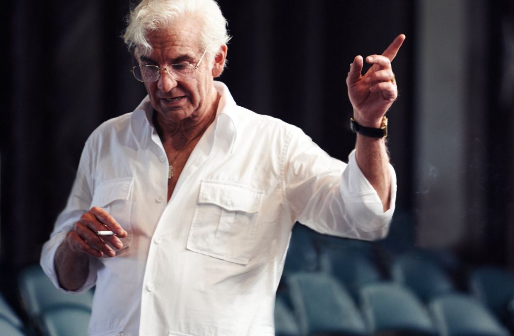 Bradley Cooper as Bernstein in <i>Maestro</i> &copy; Netflix