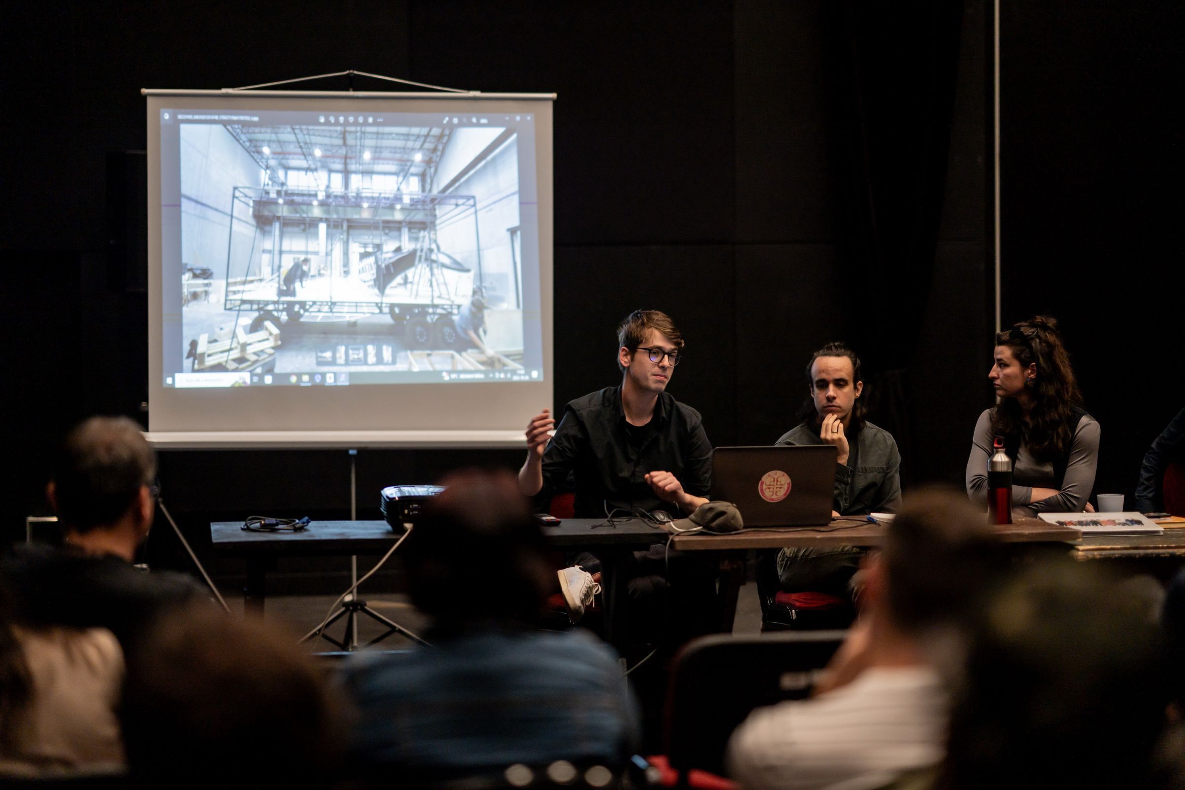 In rehearsal for <i>Valuska</i> © Valter Berecz