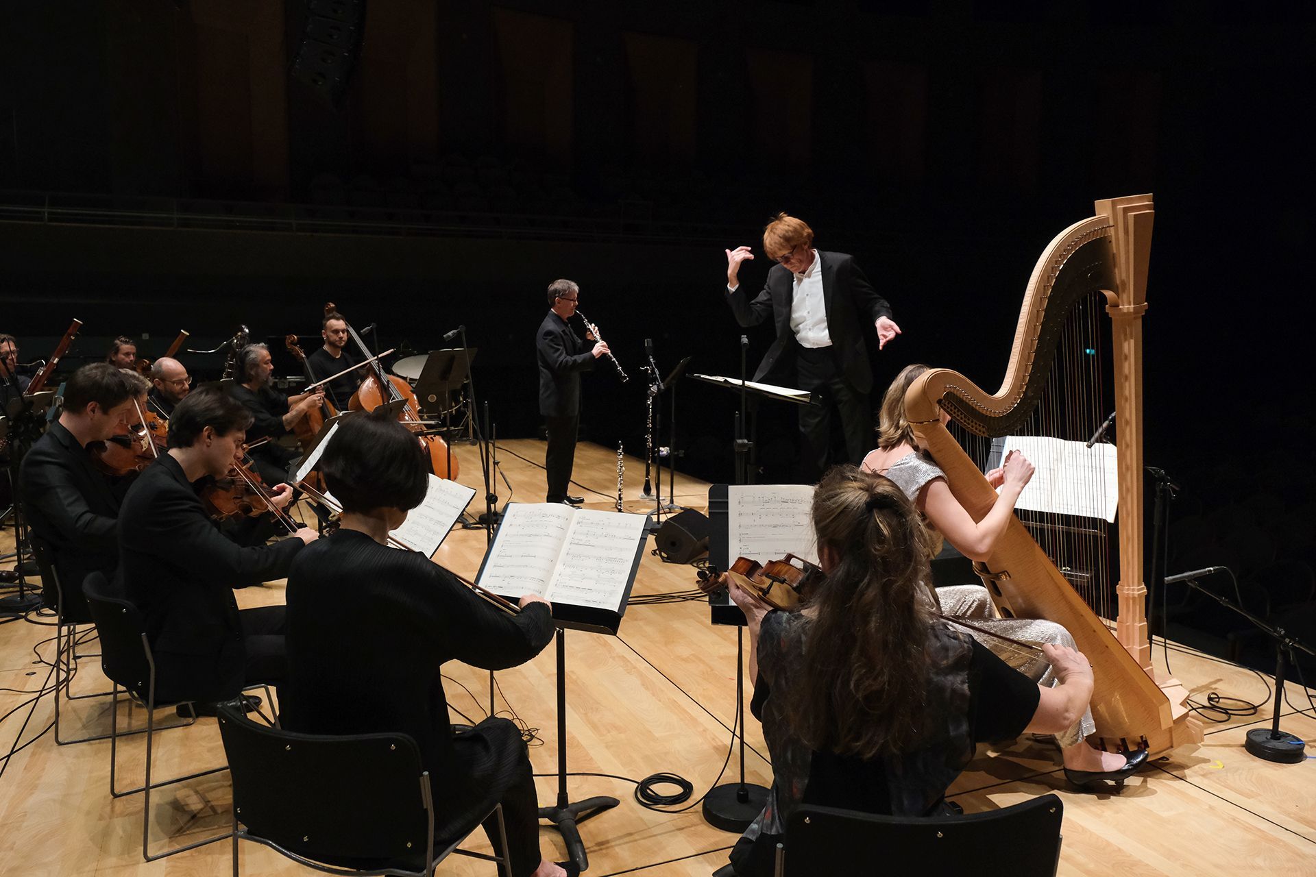 Enno Poppe dirige l'Ensemble intercontemporain © EIC-BD