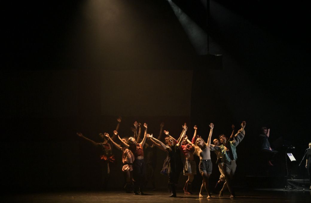BalletBoyz in <i>England on Fire</i> © Thomas Bradshaw