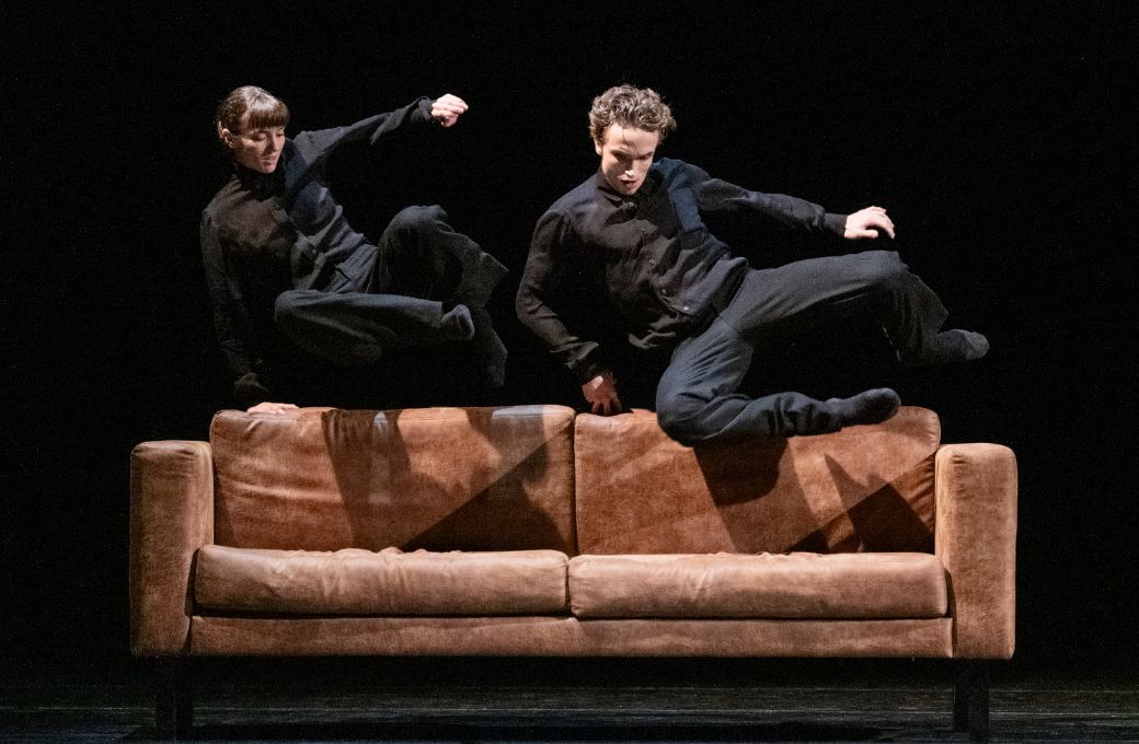Ana&iuml;s Touret and Douwe Dekkers in Samantha Lynch's <i>COUCH</i> &copy; Erik Berg