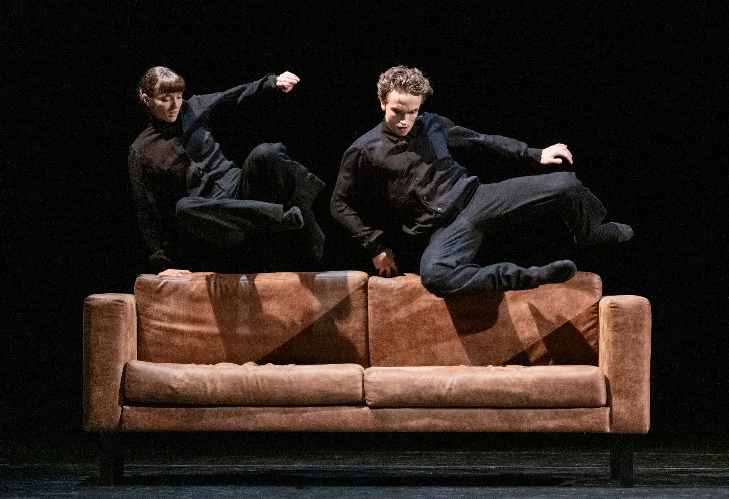 Anaïs Touret and Douwe Dekkers in Samantha Lynch's <i>COUCH</i> &copy; Erik Berg