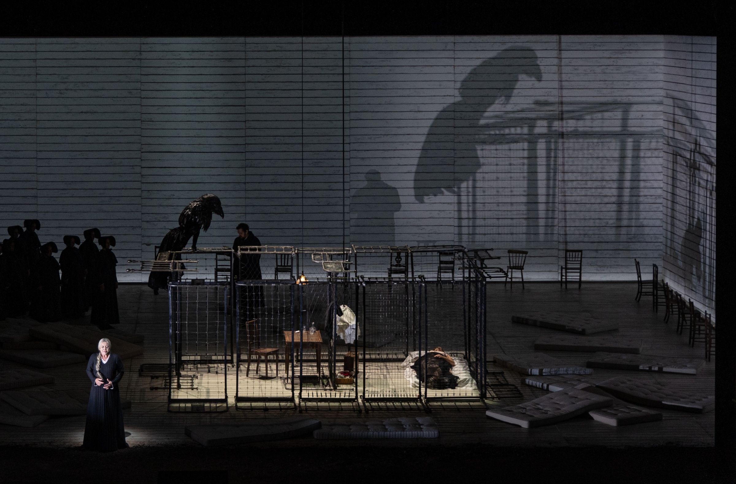 <i>Jenůfa</i>, Act 2 &copy; Michael Brosilow