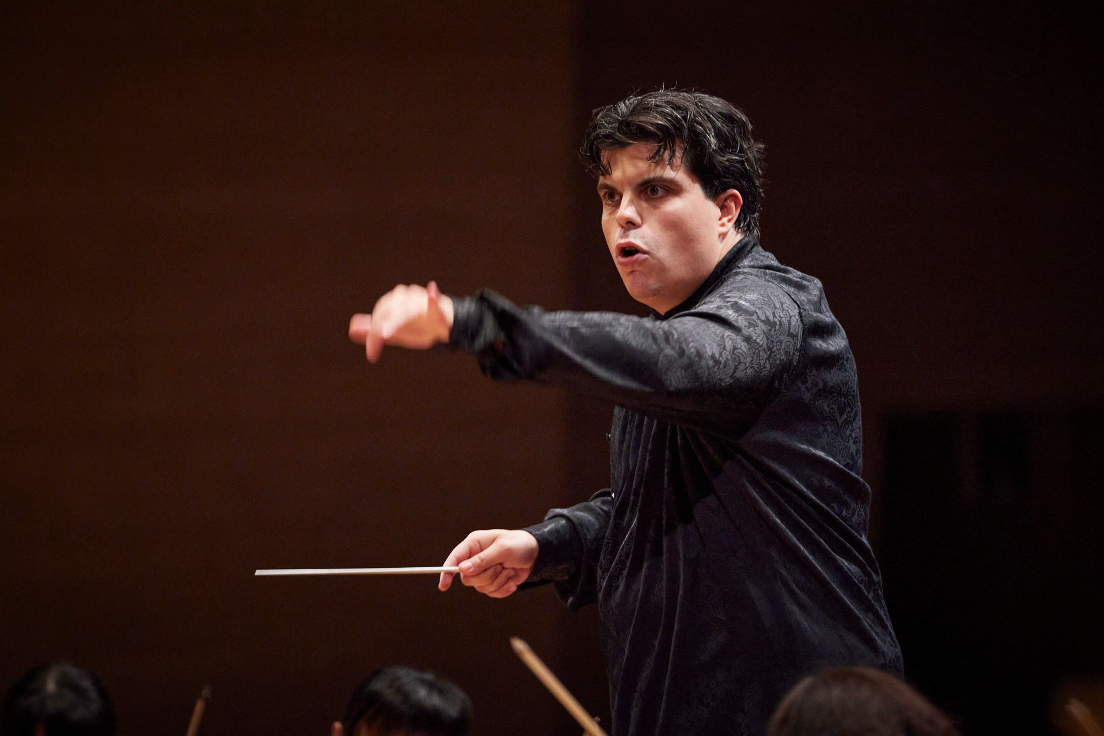 Andrea Battistoni &copy; Tokyo Philharmonic | Takafumi Ueno