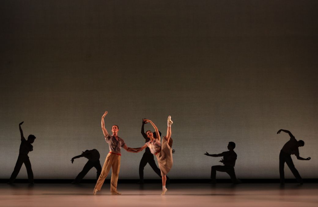 Daniel Pratt and Anna Pellegrino in Paul Taylor's <i>Company B</i> &copy; Frank Atura