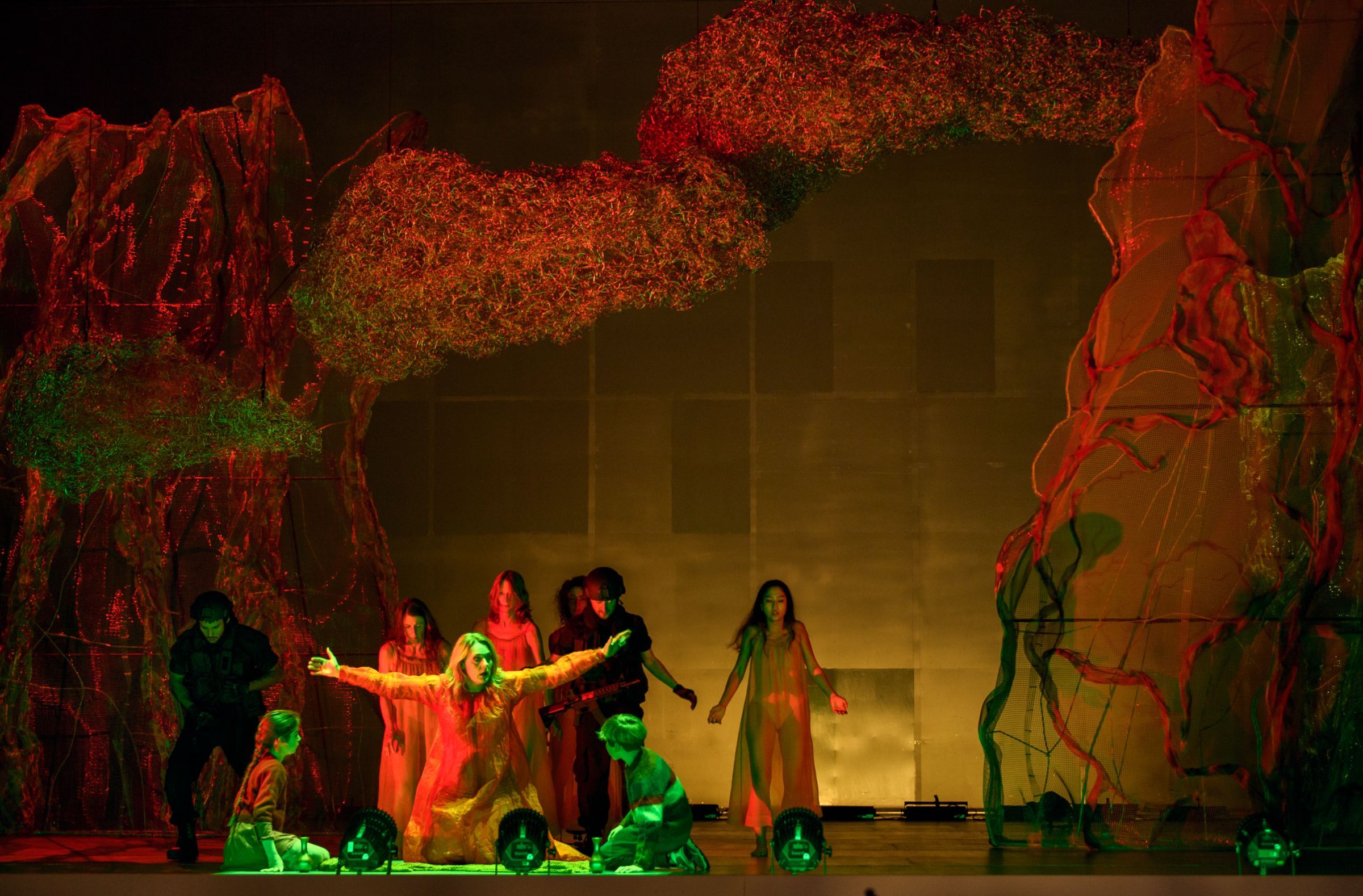Magdalena Kožená (Médée) and ensemble &copy; Ruth Walz