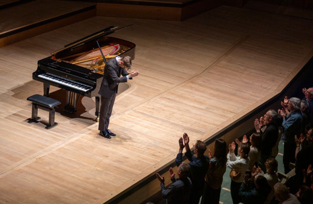 Ovation after &Oacute;lafsson&rsquo;s performance at the Royal Festival Hall &copy; Pete Woodhead