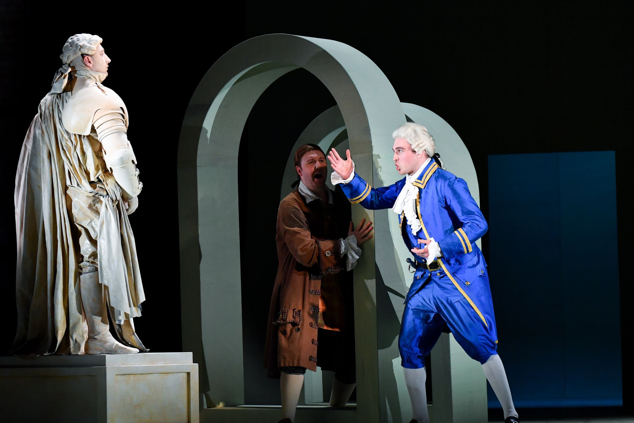 David Fraser (Commendatore), Daniel Barrett (Pasquariello) and Marcus Swietlicki (Don Giovanni) &copy; Chris Christodoulou