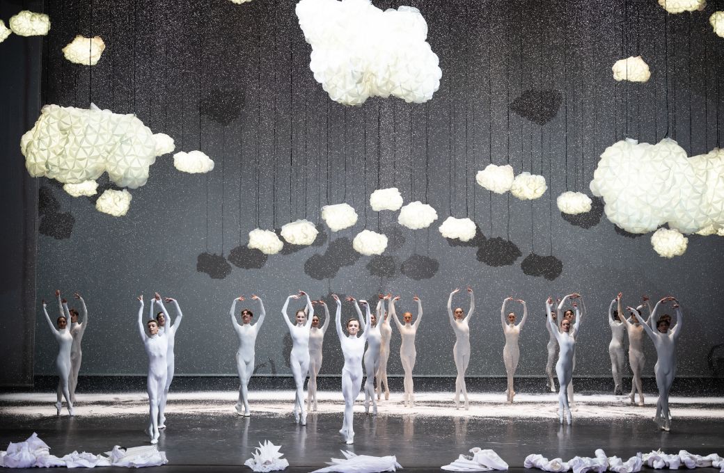 <i>Ma m&egrave;re l'Oye</i> au Palais Garnier &copy; Julien Benhamou / Op&eacute;ra national de Paris