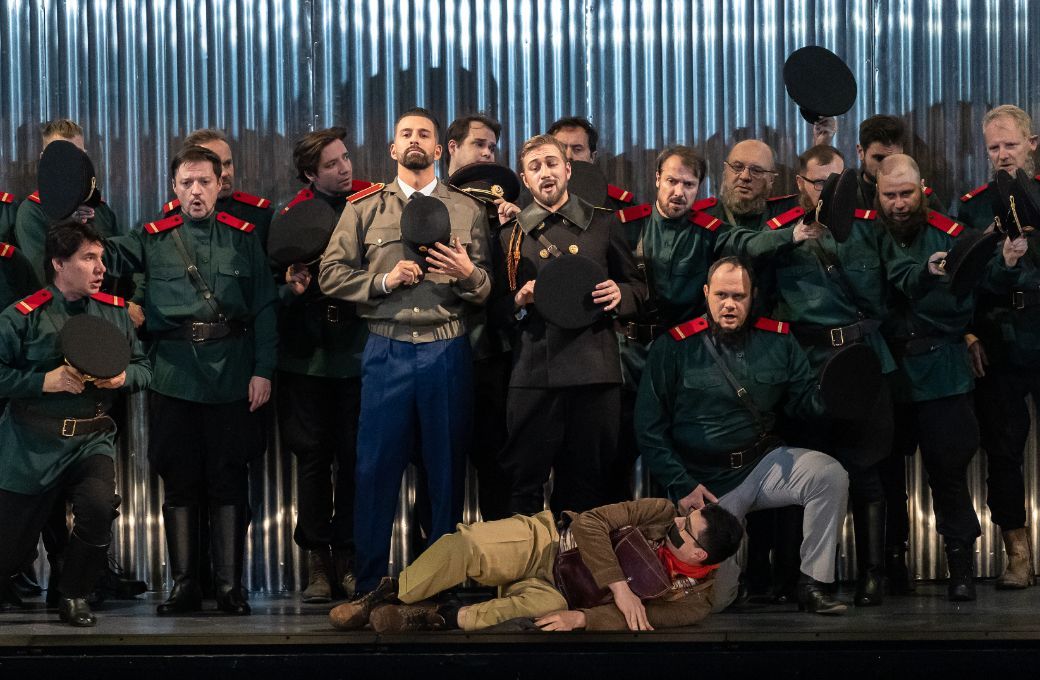 Csaba Kotl&aacute;r (Policeman), Jan Hnyk (Sergeant), Josef Moravec (Zinovy) and chorus &copy; Zdeněk Sokol