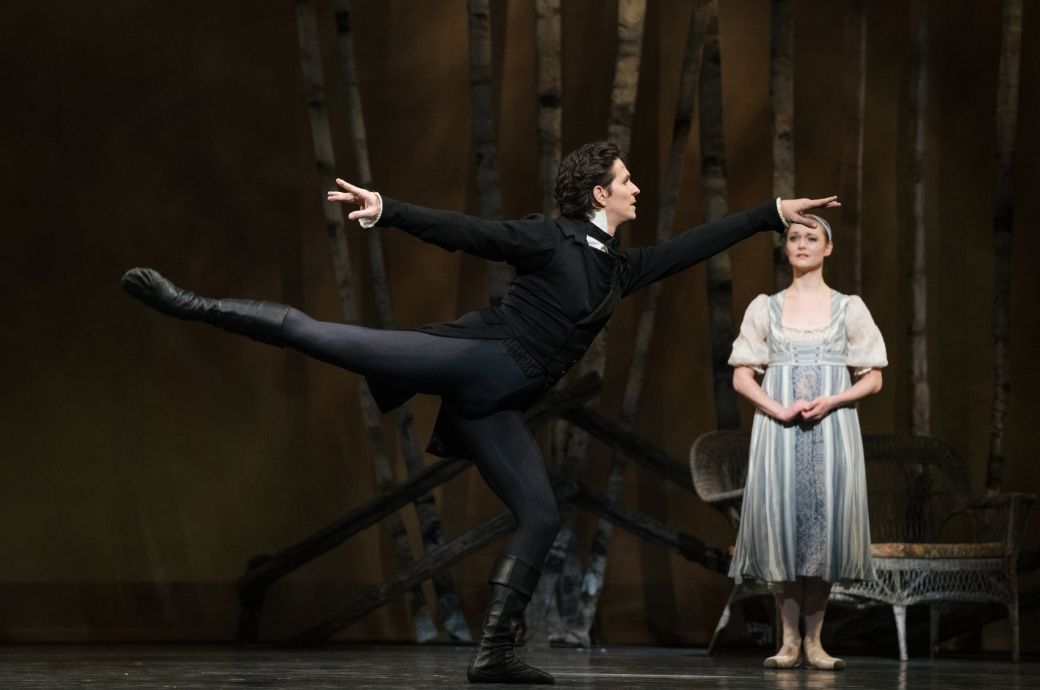 Guillaume Côté as Onegin and Jurgita Dronina as Tatiana in <i>Onegin</i> © Karolina Kuras