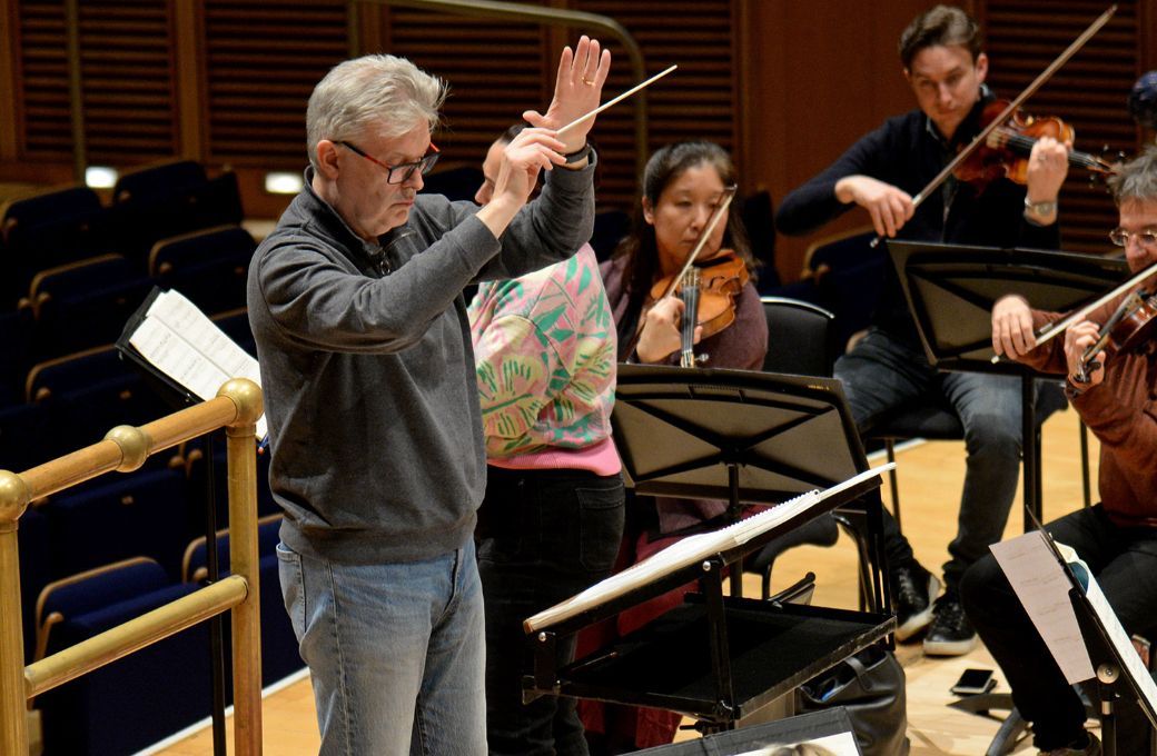 Sir James MacMillan rehearses the RSNO &copy; RSNO