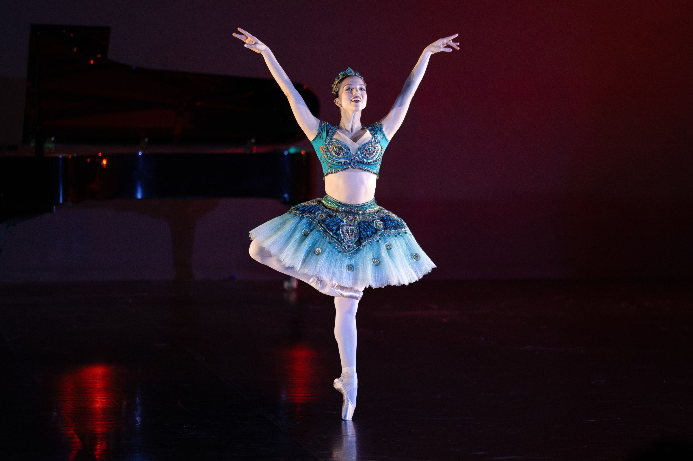 Ivana Bueno the Act 2 variation for Medora in <i>Le Corsaire</i> © Deborah Jaffe