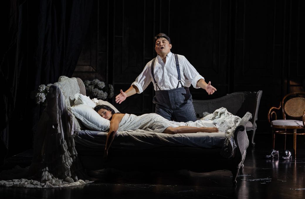 Stacey Alleaume (Violetta) and David Junghoon Kim (Alfredo) &copy; Julian Guidera