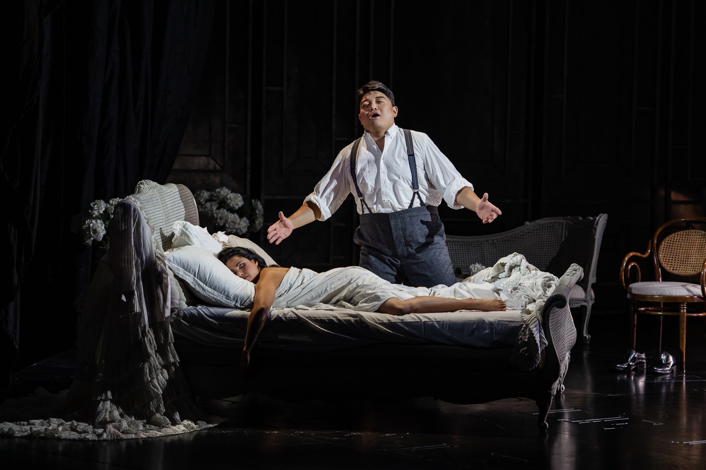Stacey Alleaume (Violetta) and David Junghoon Kim (Alfredo) &copy; Julian Guidera
