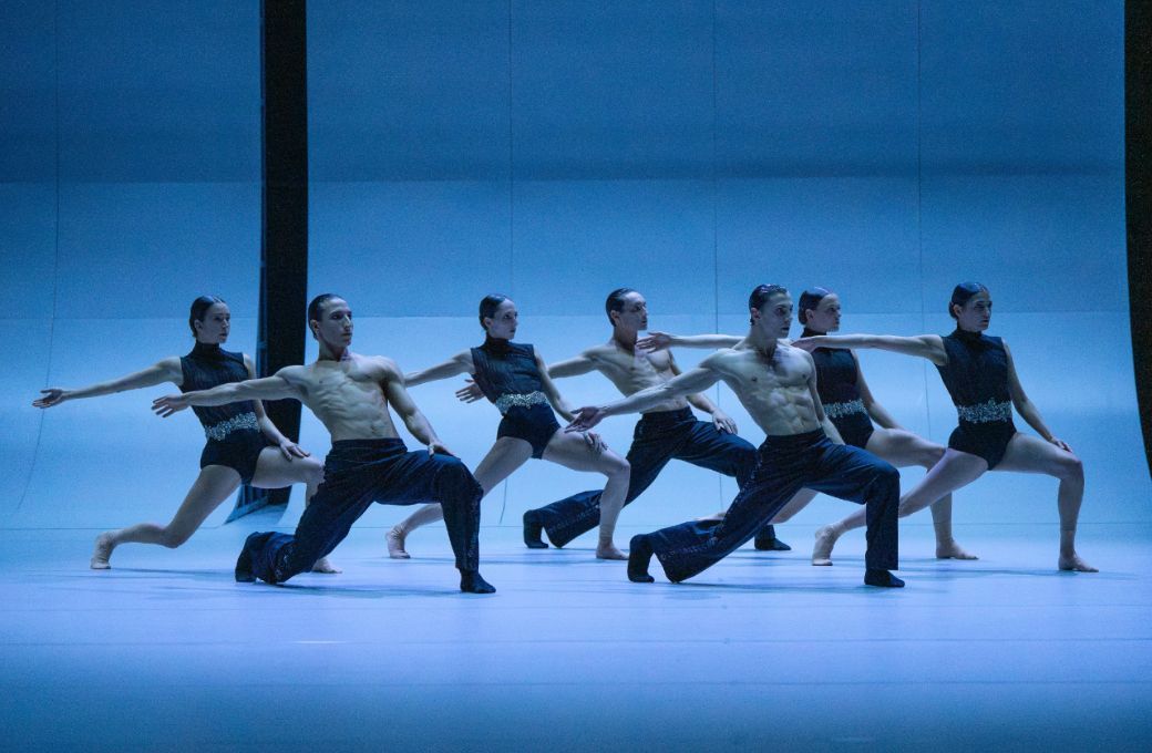 <i>Sospesi</i> © Roman Novitzky | Stuttgarter Ballett