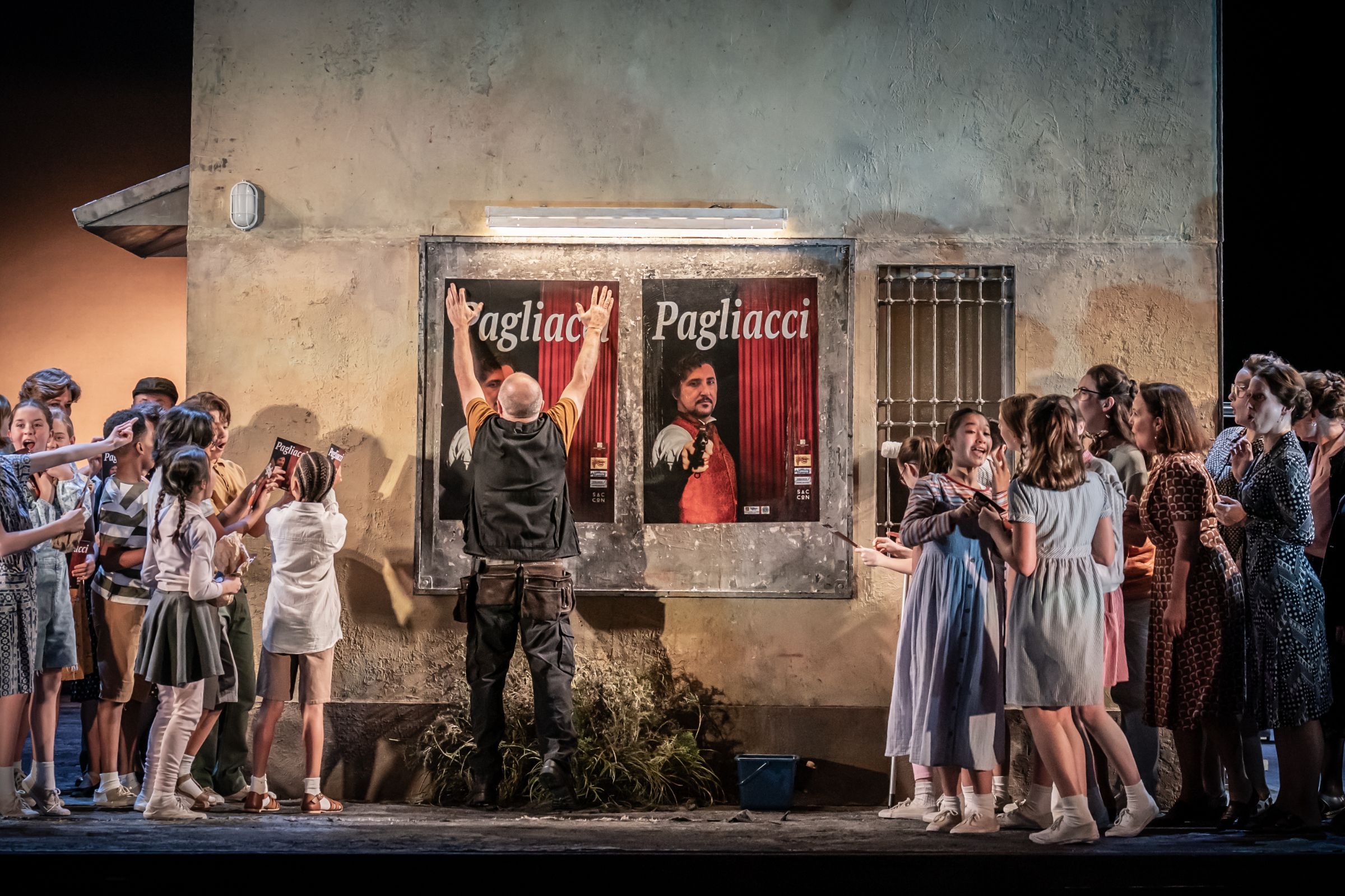 A scene from <i>Cavalleria rusticana</i> &copy; ROH | Marc Brenner