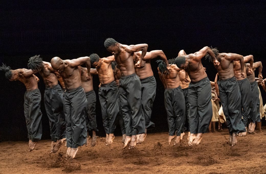 &Eacute;cole des Sables in Pina Bausch's <i>The Rite of Spring</i> &copy; Stephanie Berger