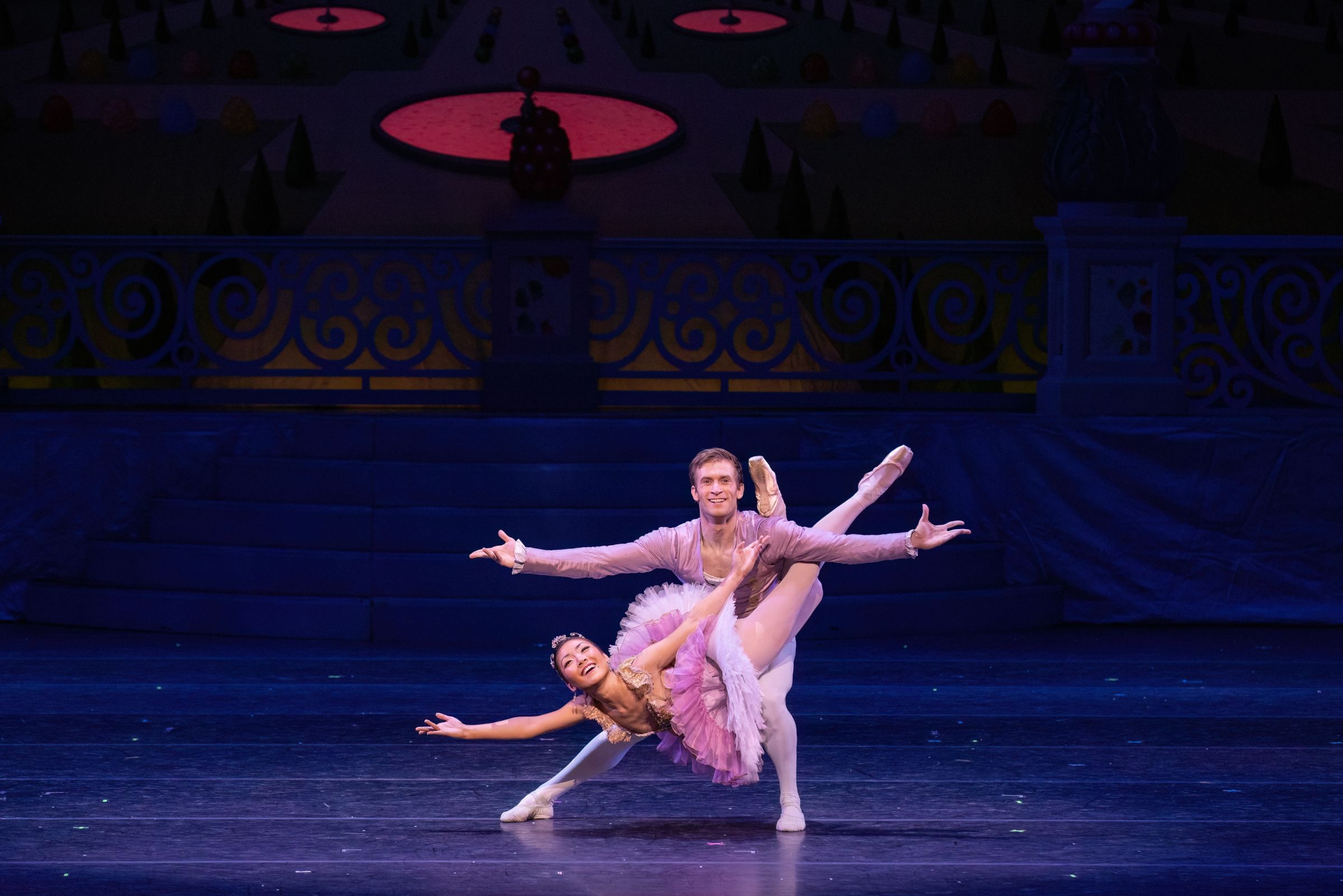 Naomi Tanioka and Gavin Abercrombie as Sugar Plum and her Cavalier in <i>The Nutcracker</i> &copy; KCBalletMedia