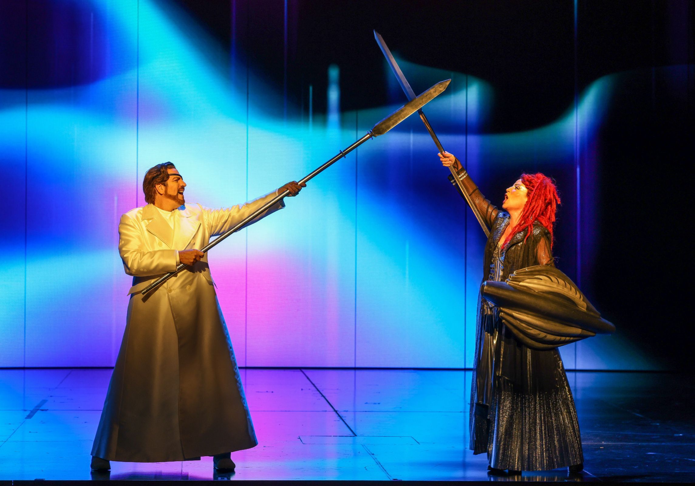 Daniel Sumegi (Wotan) and Lise Lindstrom (Brünnhilde) &copy; Wallis Media