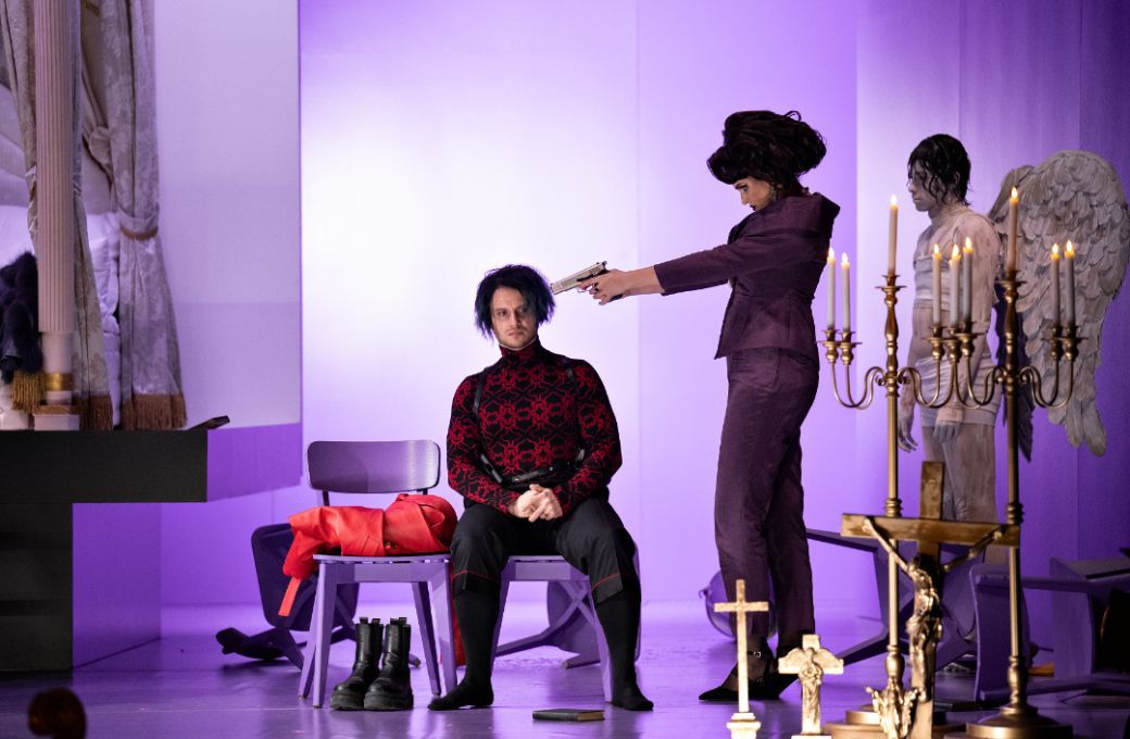 Stefan Sbonnik (Beltsazer) und Hélène Walter (Adina) © Susanne Reichardt