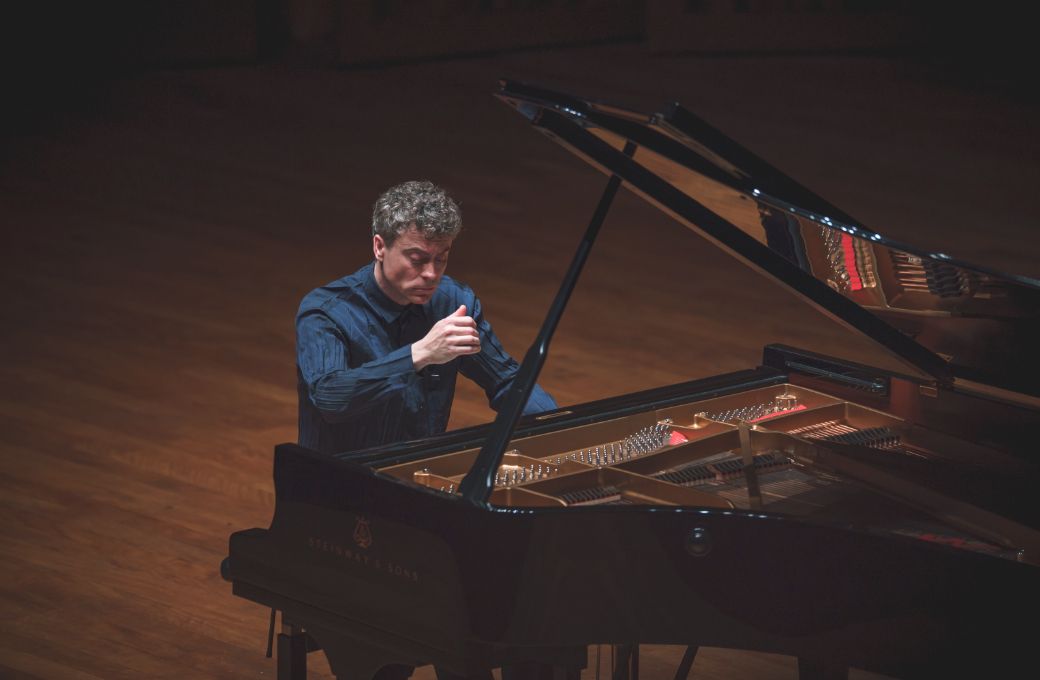 Paul Lewis © Yong Siew Toh Conservatory of Music