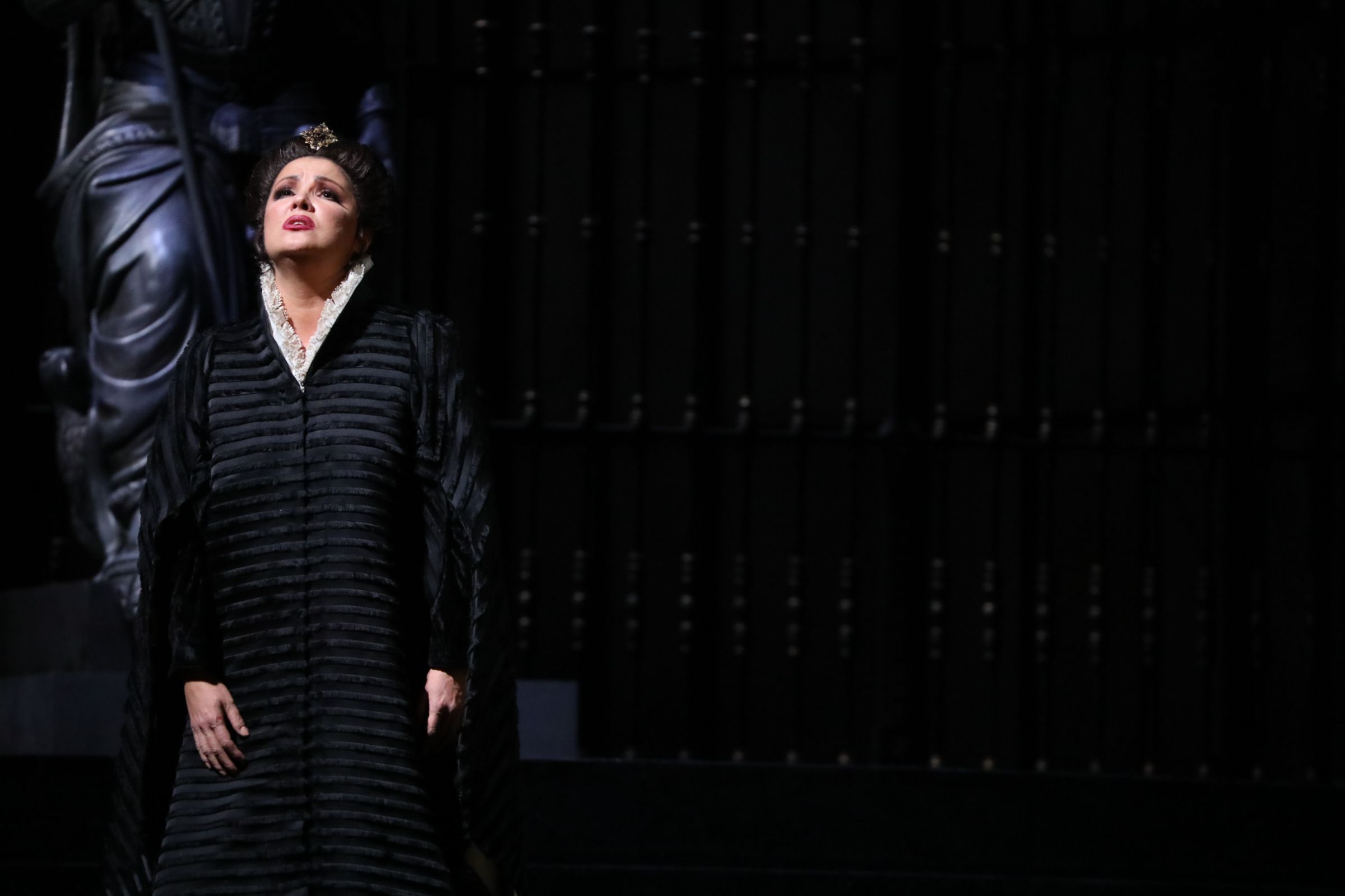 Anna Netrebko (Elisabetta) © Teatro alla Scala | Brescia e Amisano