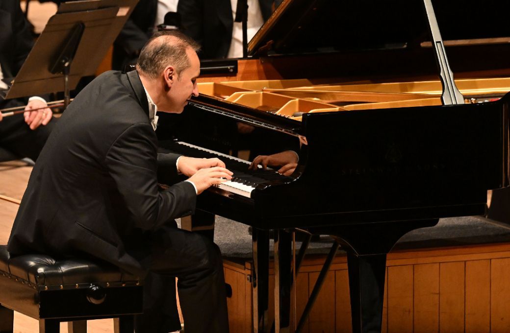 Simon Trpčeski &copy; LSO | Mark Allan