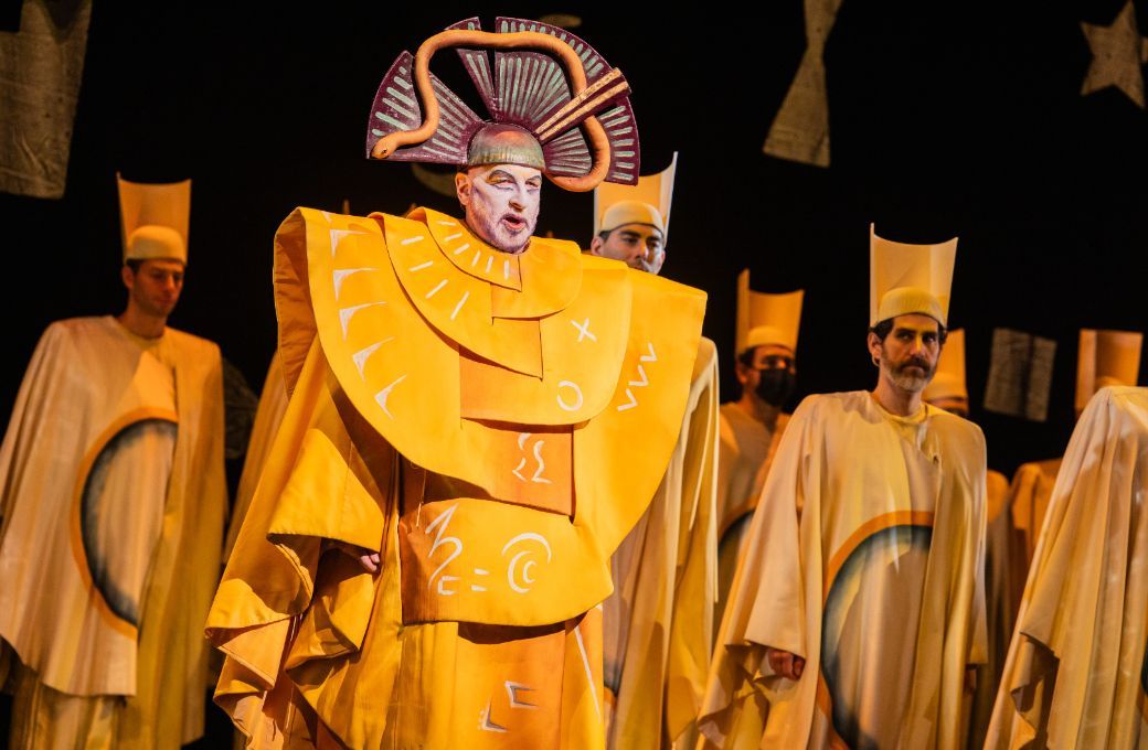 Brindley Sherratt (Sarastro) &copy; Evan Zimmerman | Met Opera
