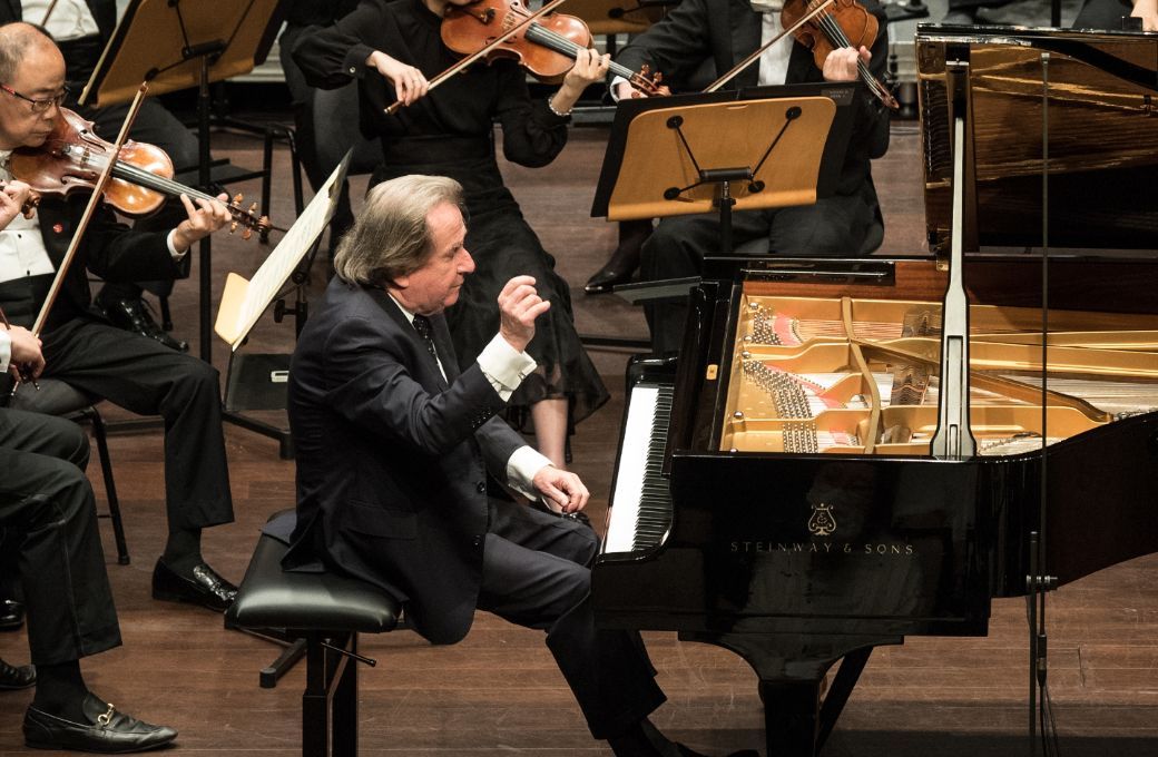 Rudolf Buchbinder and the Singapore Symphony Orchestra &copy; Jack Yam | Singapore Symphony Orchestra