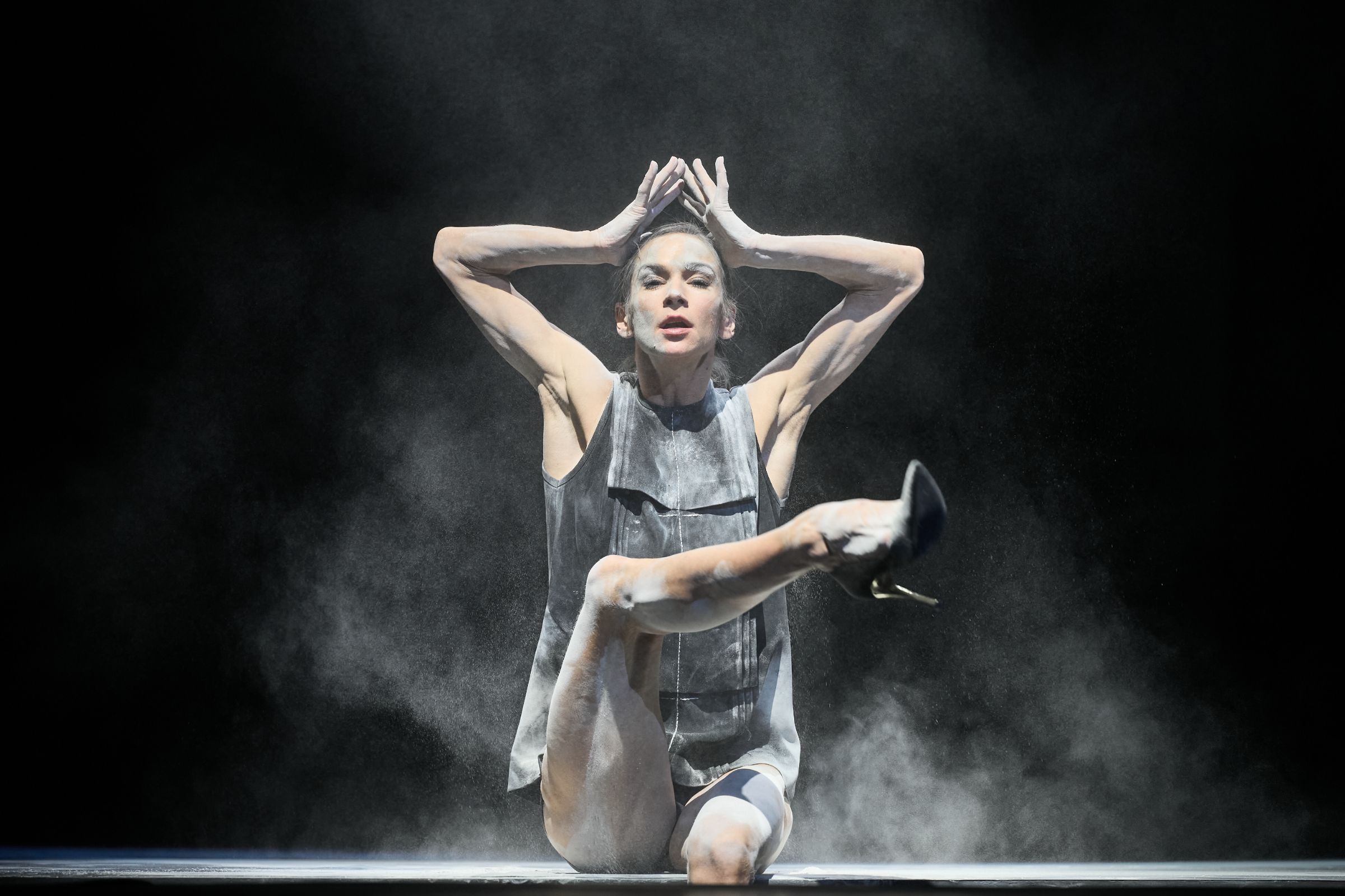 Polina Semionova in Sol León's <i>Stars Like Moths</i> &copy; Carlos Quezada