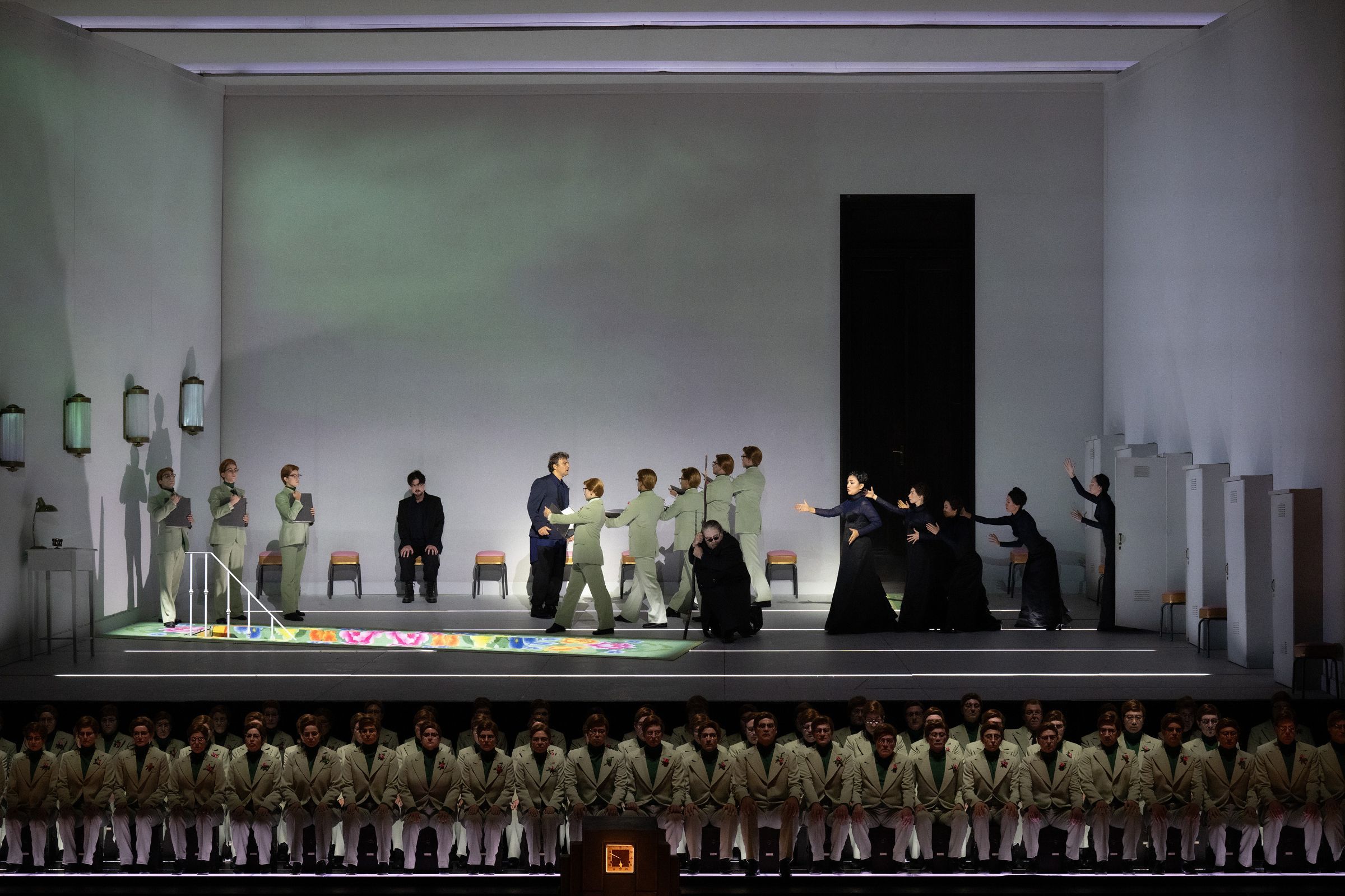 <i>Turandot</i> &copy; Monika Rittershaus