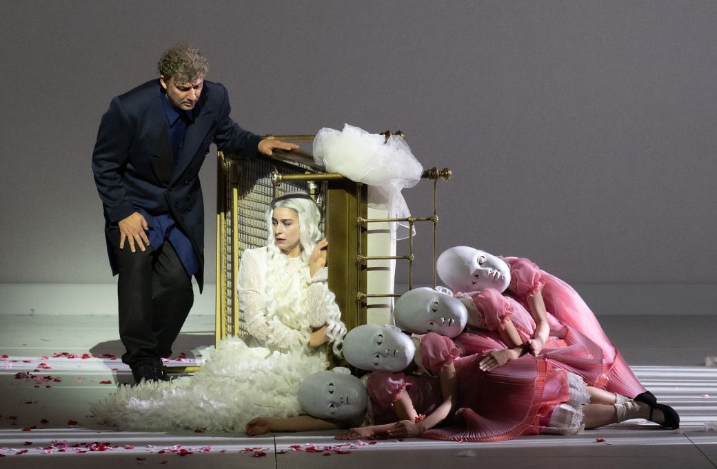 Jonas Kaufmann (Calaf) und Asmik Grigorian (Turandot) &copy; Monika Rittershaus