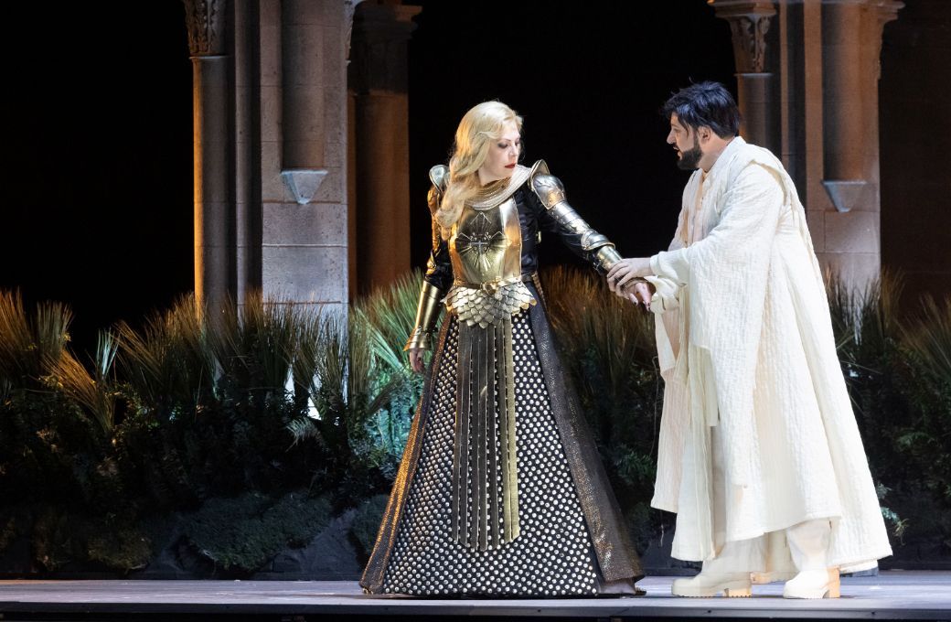 Sondra Radvanovsky (Turandot) and Yusif Eyvazov (Calaf) &copy; Luciano Romano