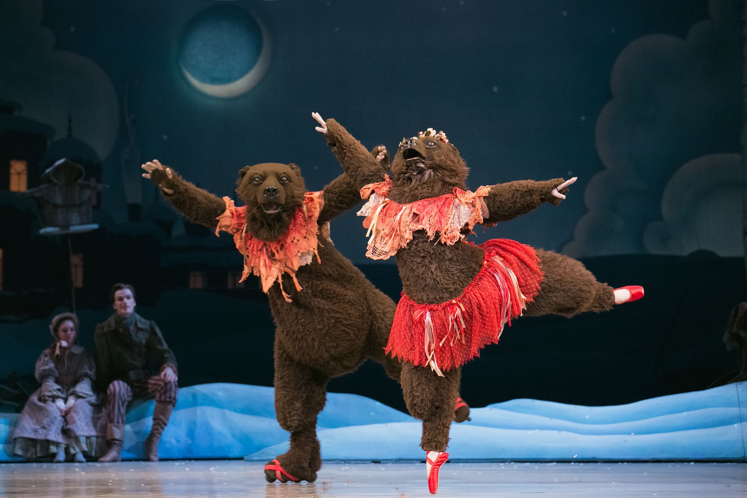 Artists of the Ballet in <i>The Nutcracker</i> © Karolina Kuras. Courtesy of The National Ballet of Canada
