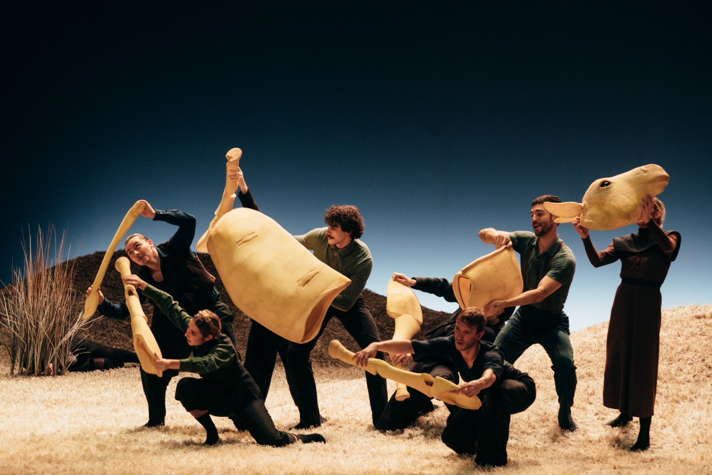 Opera Ballet Vlaanderen in Ella Rothschild's <i>Petroesjka</i> © OBV/Filip Van Roe