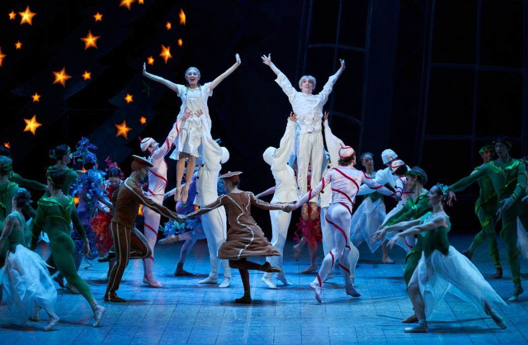 Royal Swedish Ballet in P&auml;r Isberg's <i>The Nutcracker</i> &copy; Nils Emil Nylander