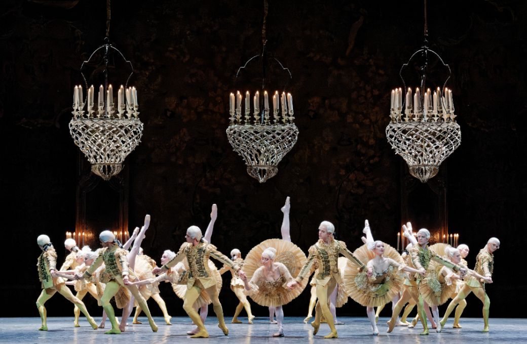 <i>Casse-Noisette</i> &agrave; l'Op&eacute;ra Bastille &copy; Agathe Poupeney / Op&eacute;ra national de Paris