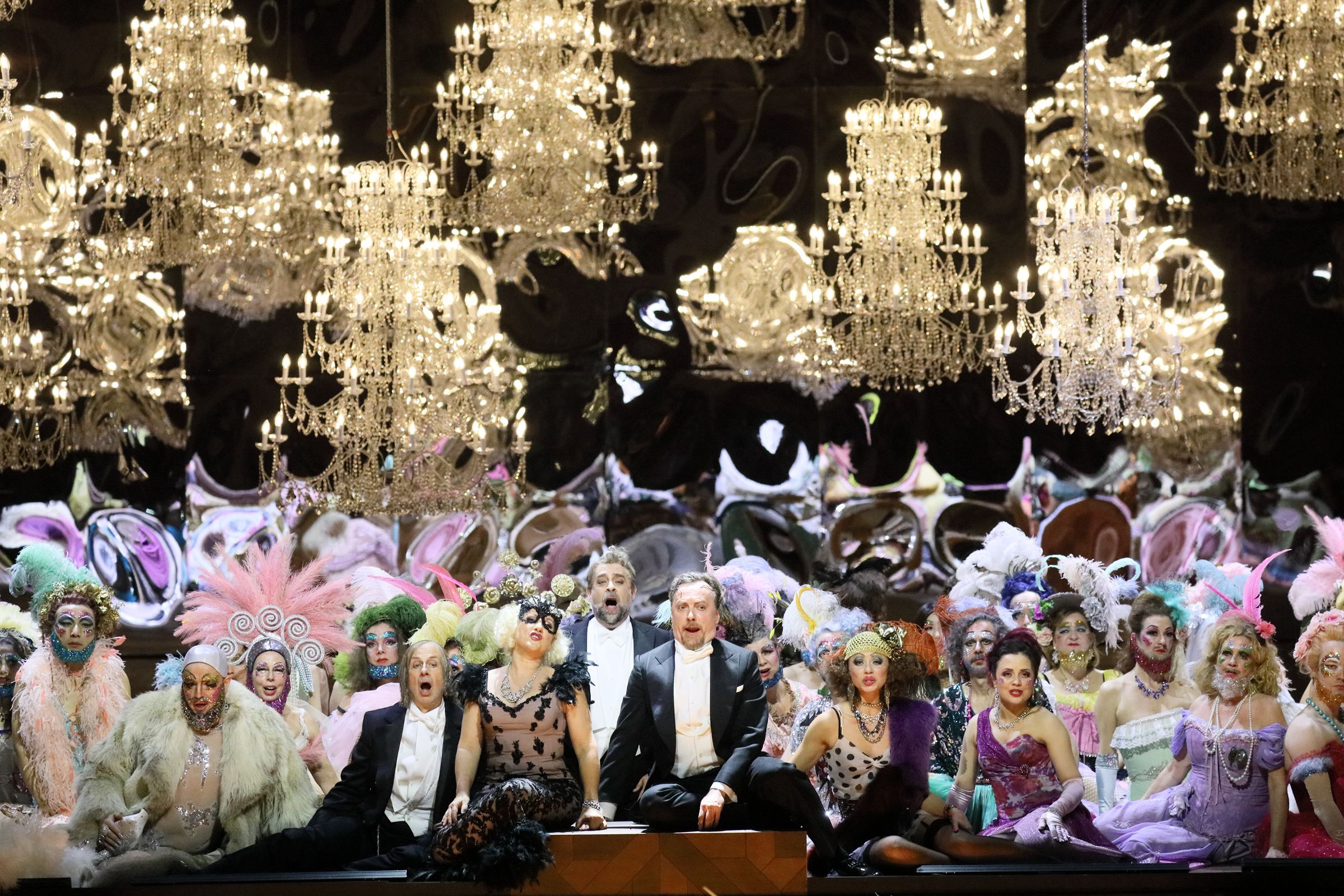 <i>Die Fledermaus</i> &copy; Wilfried Hösl