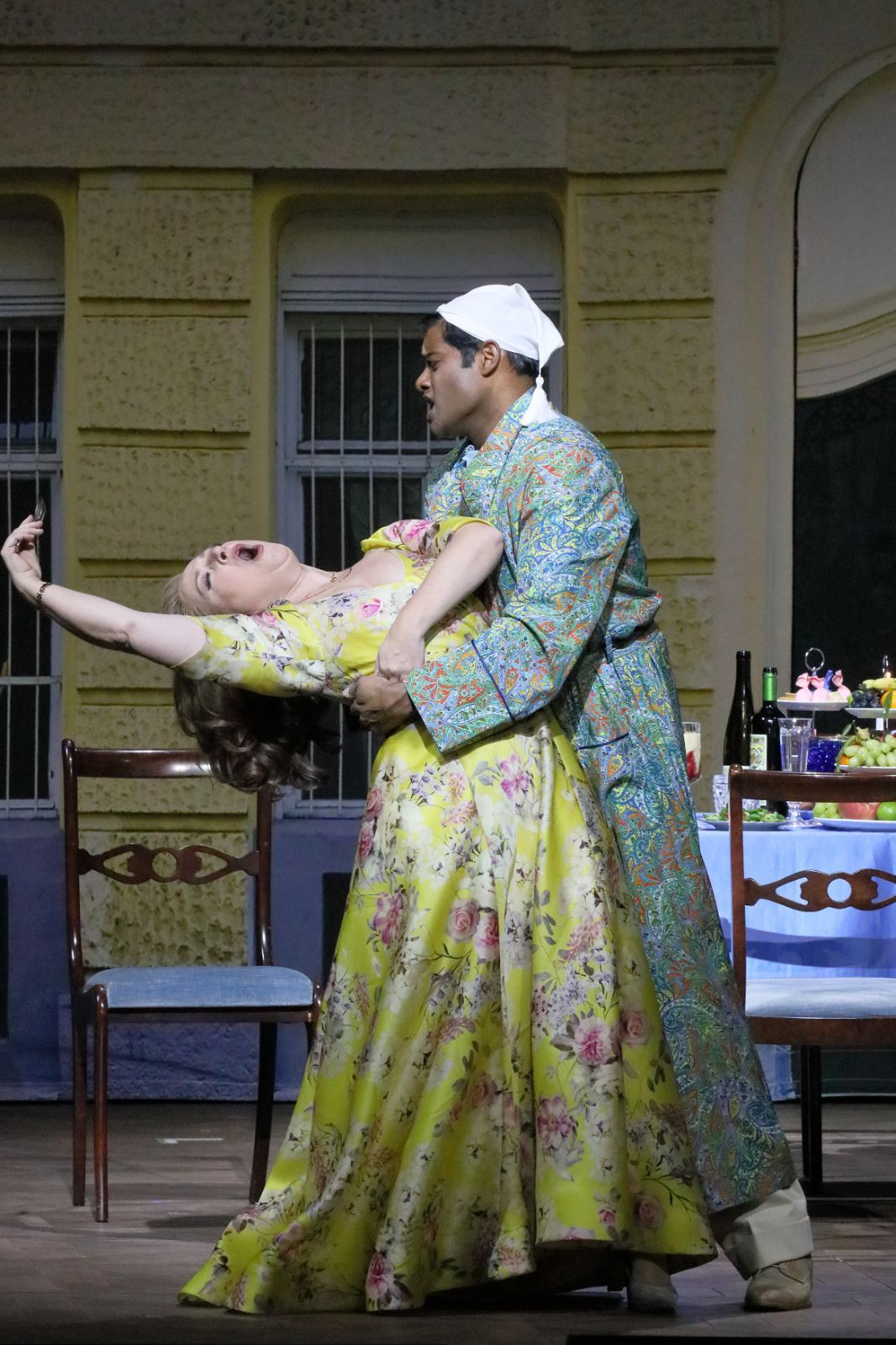 Diana Damrau (Rosalinde) and Sean Panikkar (Alfred) &copy; Wilfried Hösl