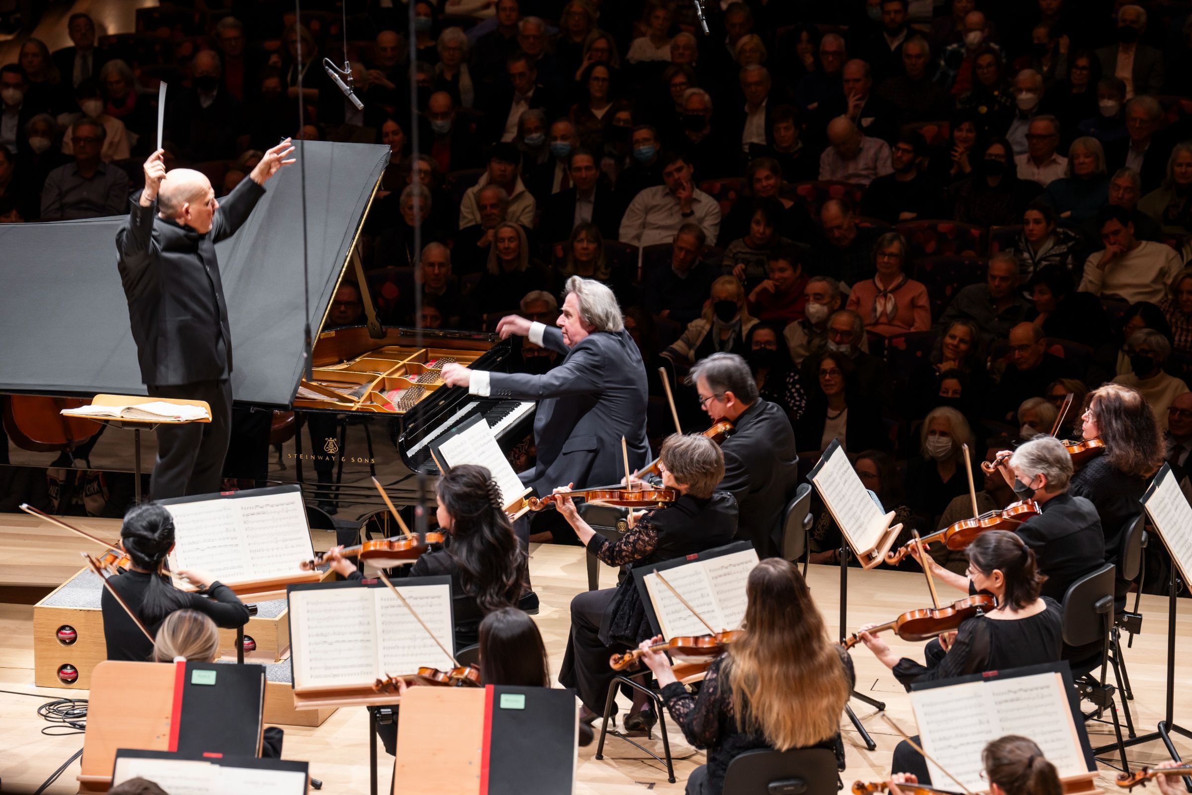 Jaap van Zweden, Rudolf Buchbinder and the New York Philharmonic &copy; Chris Lee
