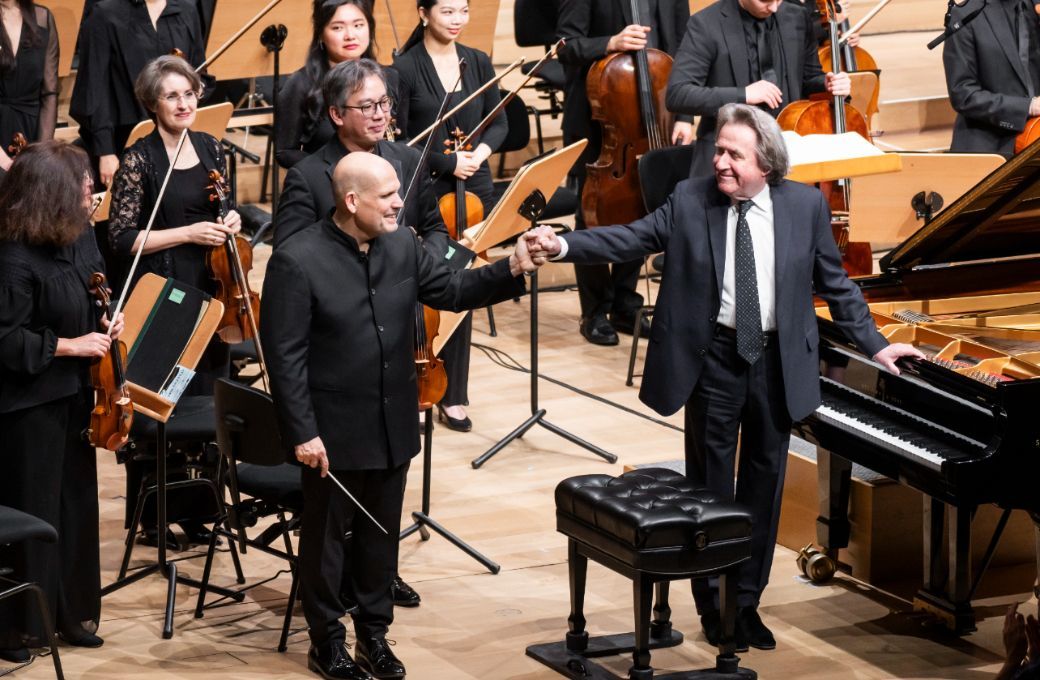 Jaap van Zweden, Rudolf Buchbinder and the New York Philharmonic &copy; Chris Lee