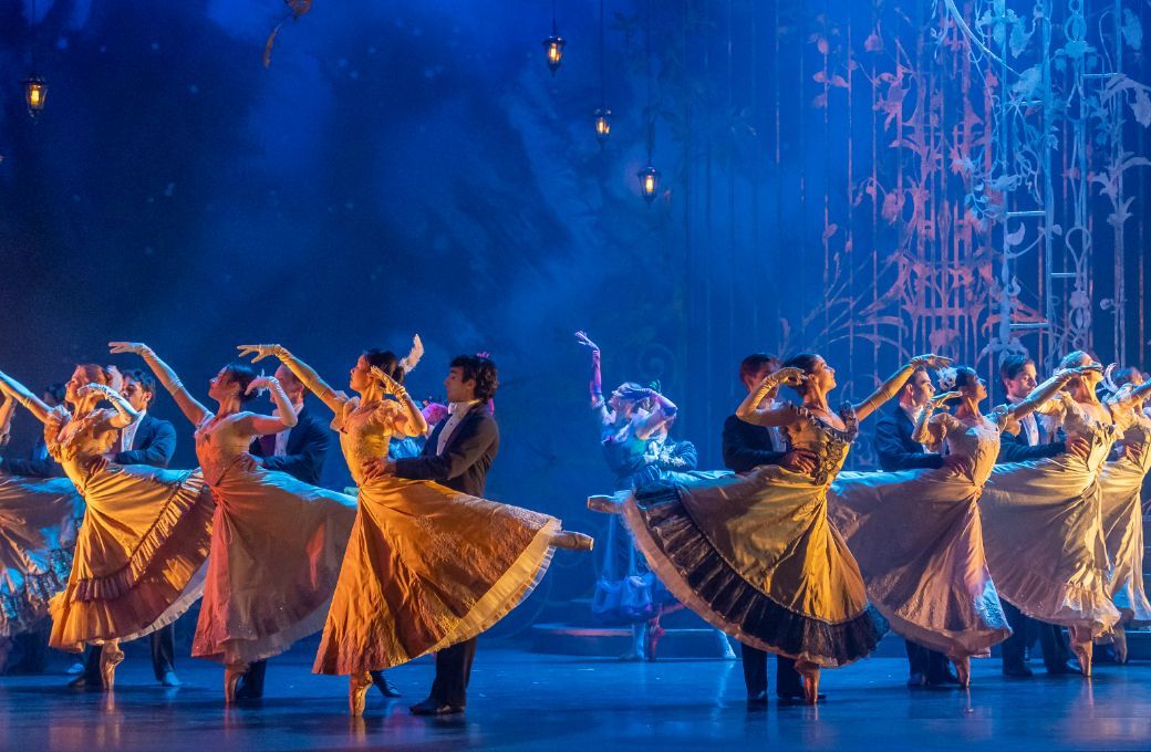 Scottish Ballet dancers in <i>Cinders!</i> &copy; Andy Ross