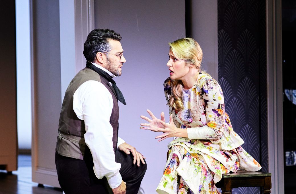 Phillip Rhodes (Germont) and Samantha Clarke (Violetta) &copy; Keith Saunders