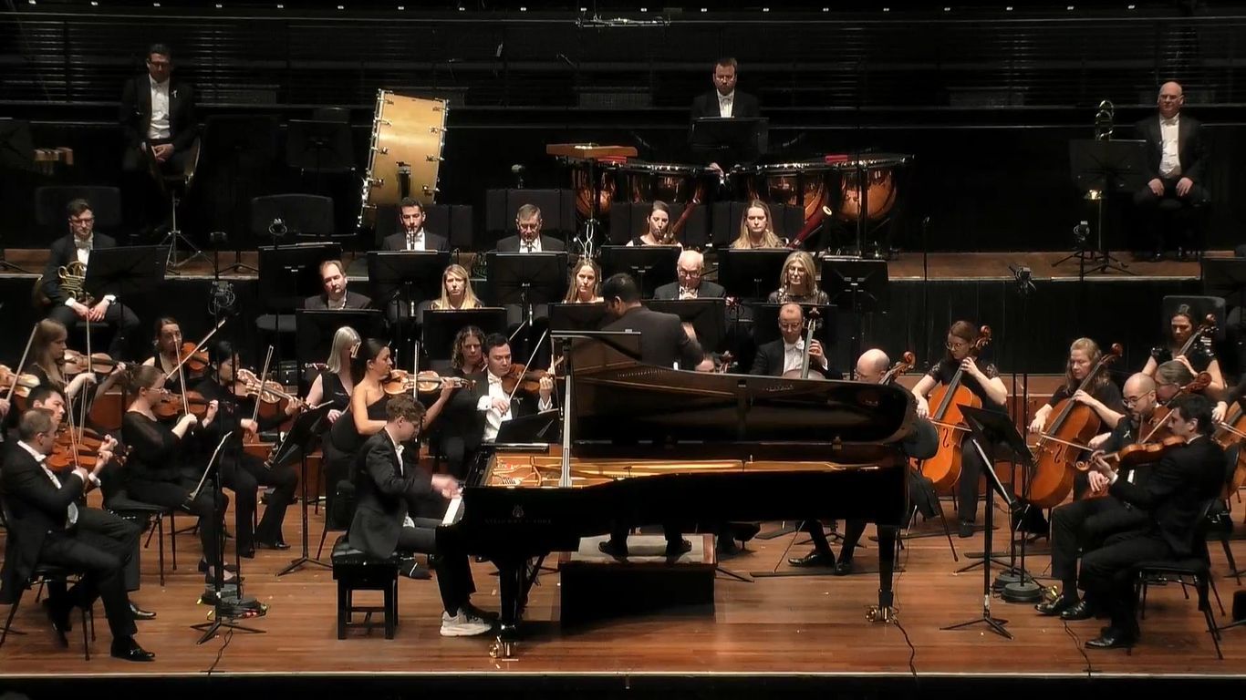 Pavel Kolesnikov, Alpesh Chauhan and the Bournemouth Symphony Orchestra &copy; Bournemouth Symphony Orchestra