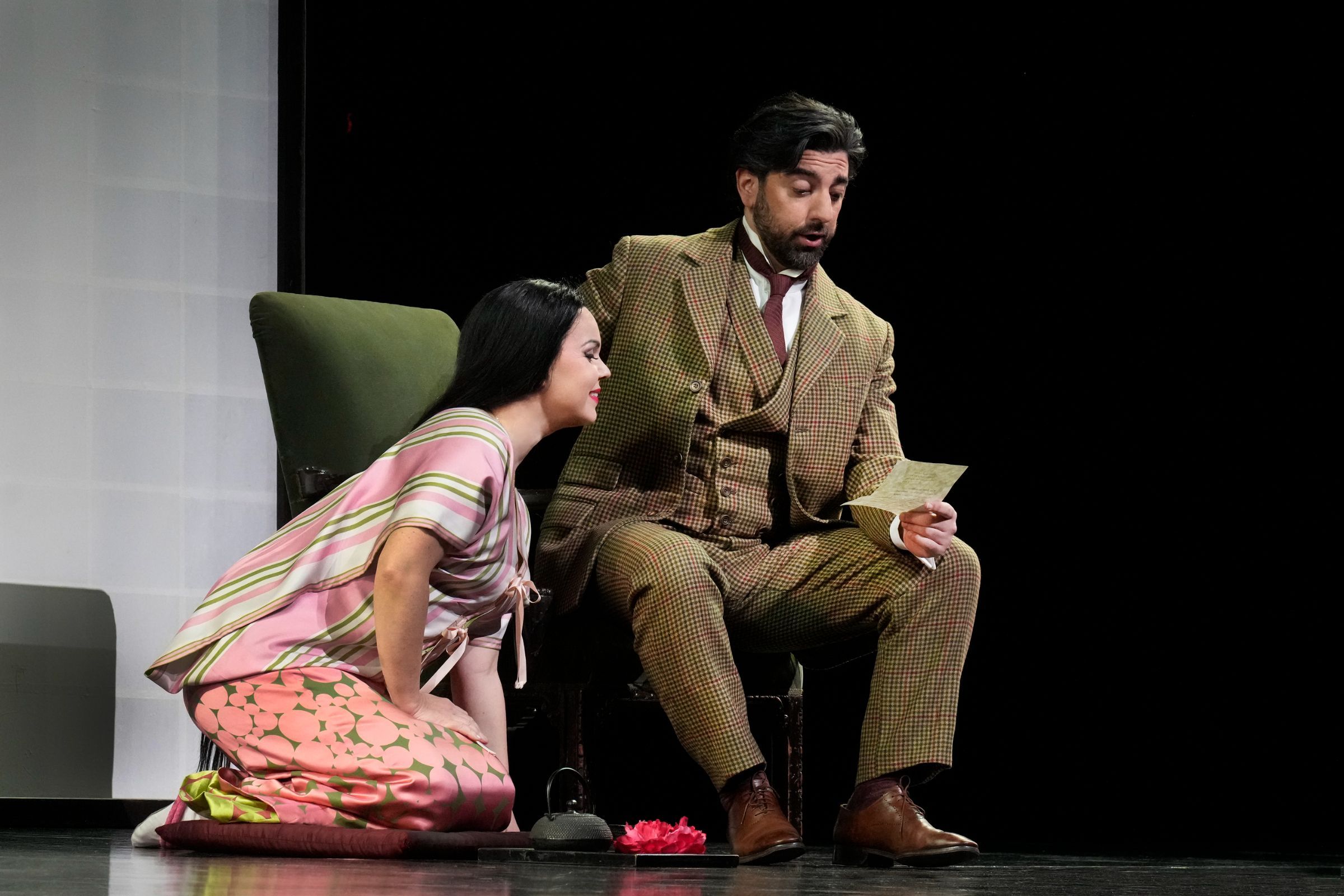 Aleksandra Kurzak (Cio-Cio-San) and Davide Luciano (Sharpless) &copy; Ken Howard | Met Opera